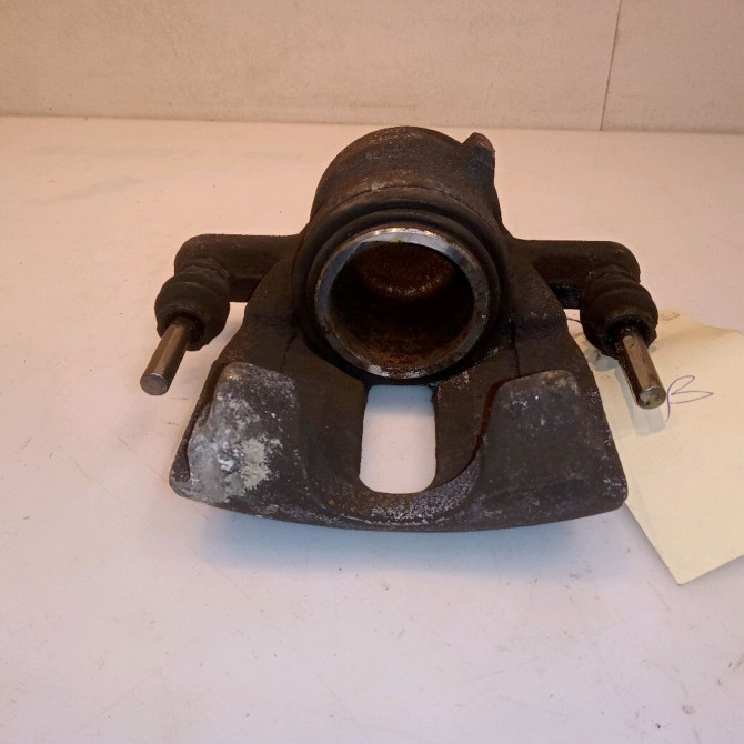 Etrier de frein avant droit occasion NISSAN MICRA IV Phase 1 11-2010->12-2013 410011HA0B 2