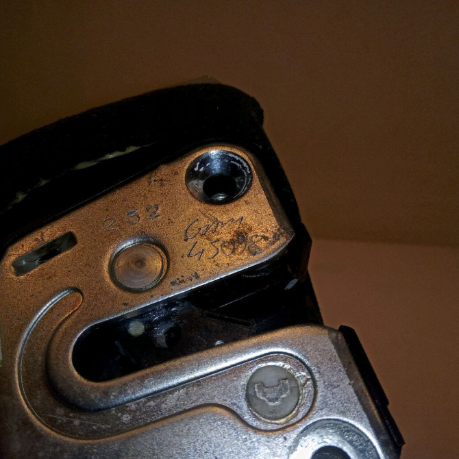 Serrure porte arg occasion NISSAN MICRA IV Phase 1 11-2010->12-2013 825011HH0C 3