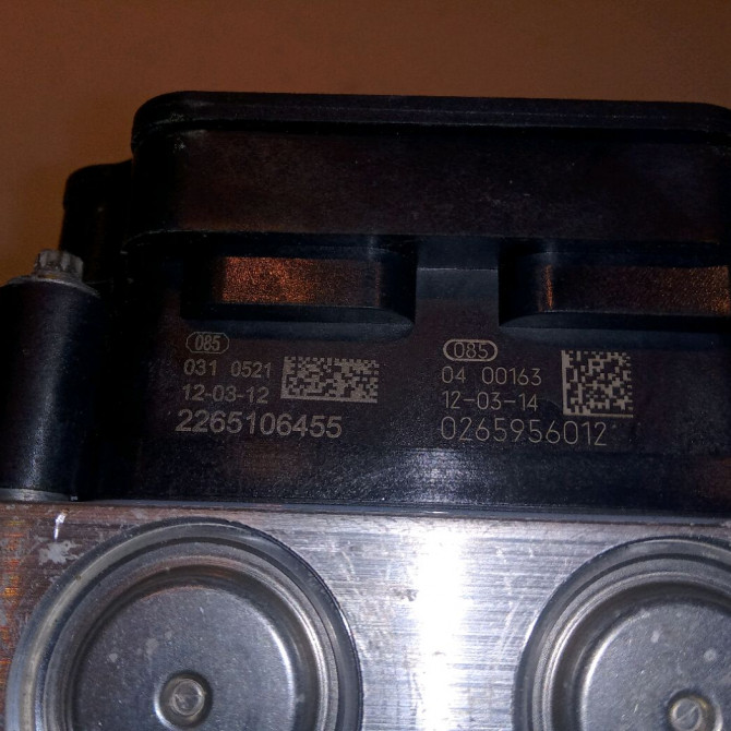 Unité hydraulique ABS occasion NISSAN MICRA IV Phase 1 11-2010->12-2013 476601HB0C 3