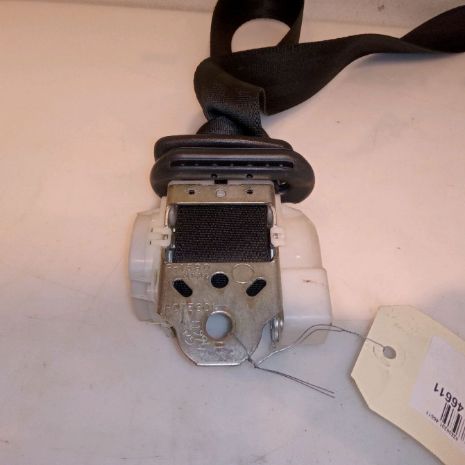 Ceinture arrière droite occasion TOYOTA AYGO I Phase 2 01-2009->06-2012 1.0 VVTI 733600H010C3 2