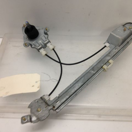 Mecanisme leve-glace arrière droit occasion RENAULT SCENIC II Phase 1 03-2004->09-2006 1.5 DCI 100ch 8200636810