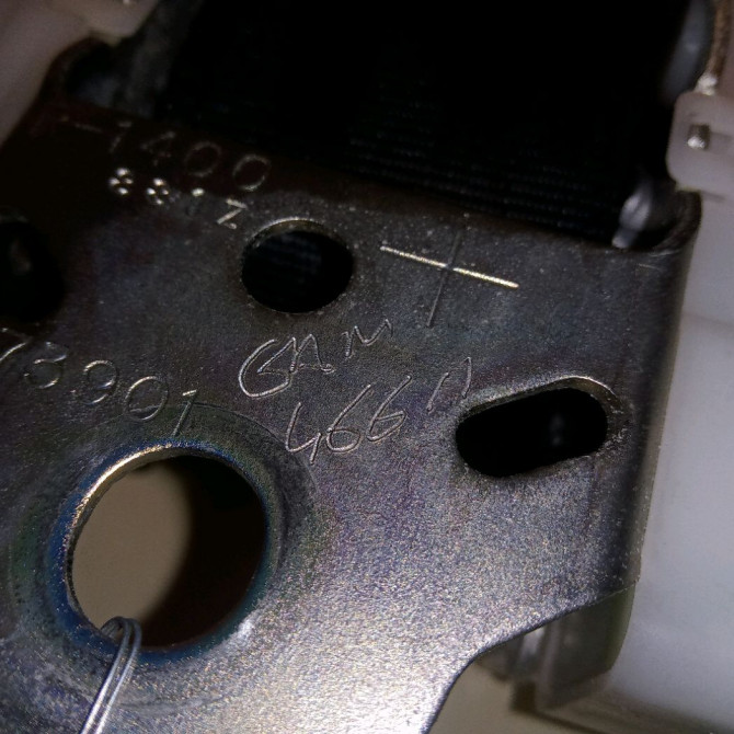 Ceinture arrière gauche occasion TOYOTA AYGO I Phase 2 01-2009->06-2012 1.0 VVTI 733700H010C3 3