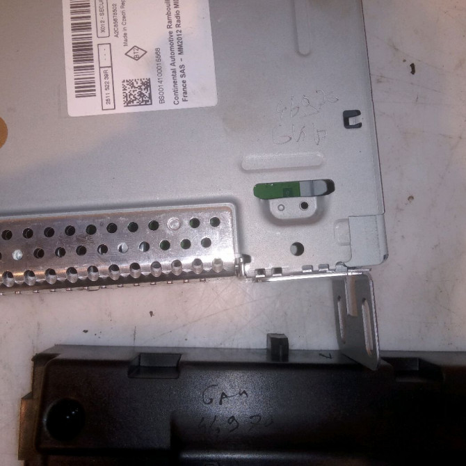 Autoradio occasion RENAULT CLIO IV Phase 1 07-2012->... 0.9 TCE 90ch 281151863R 6