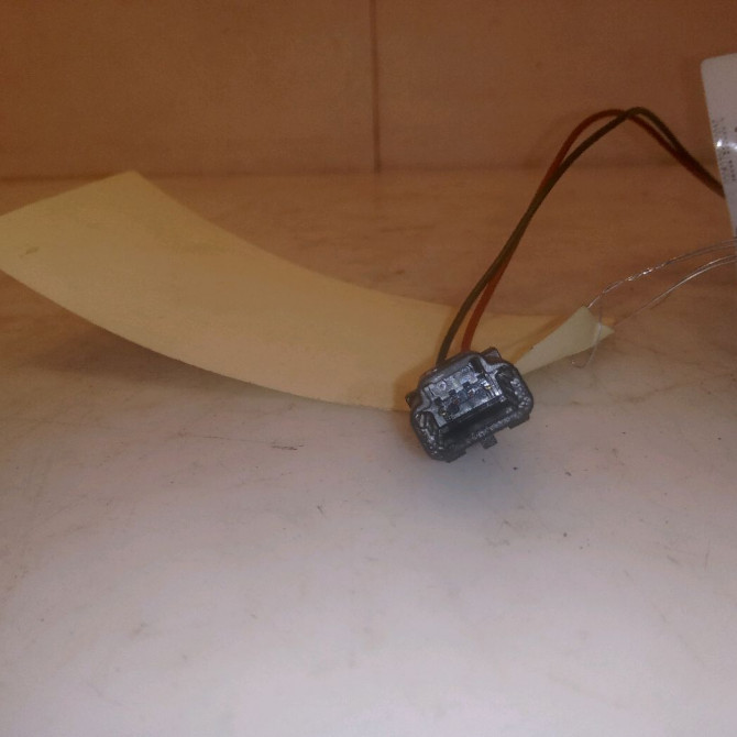 Feu arrière interieur gauche occasion RENAULT CLIO IV Phase 1 07-2012->... 0.9 TCE 90ch 2