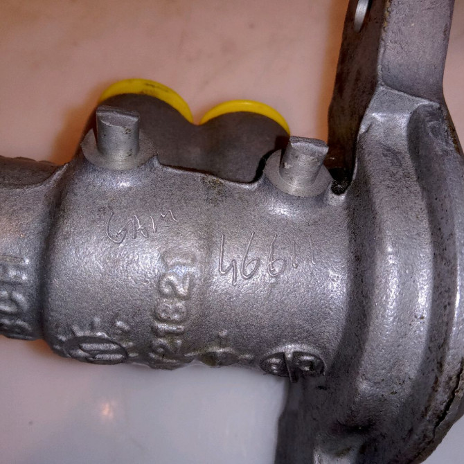 Maitre cylindre occasion TOYOTA AYGO I Phase 2 01-2009->06-2012 1.0 VVTI 4702509030 3