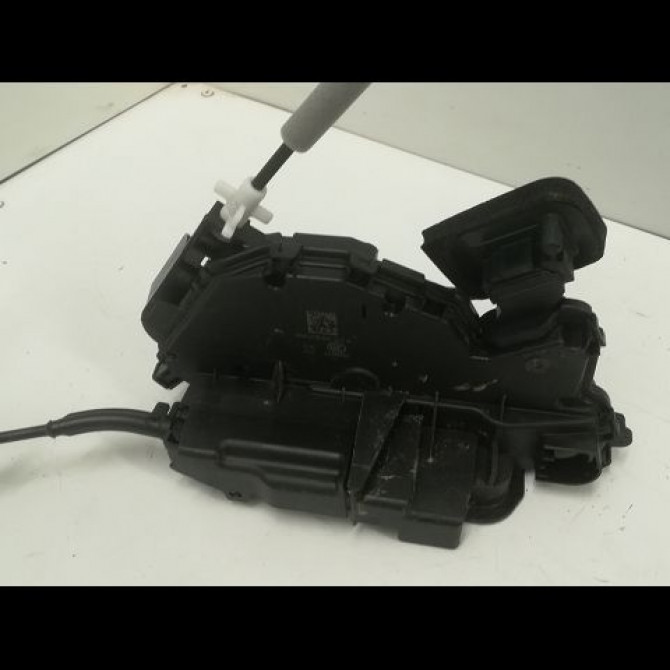 Serrure porte avg occasion VOLKSWAGEN TOURAN III Phase 1 06-2015->... 5TB837015A 3