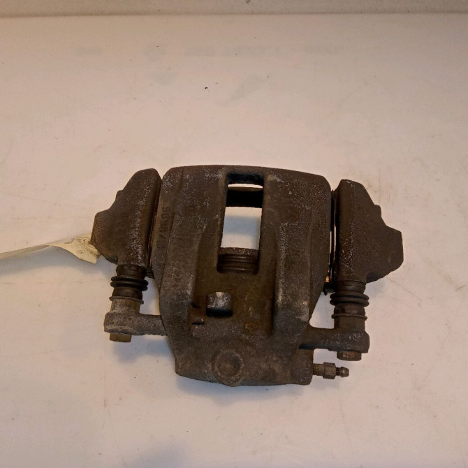 Etrier de frein avant droit occasion MERCEDES CLASSE A II Phase 1 12-2004->04-2008 2.0 CDI 16v 110ch 1694201483 1