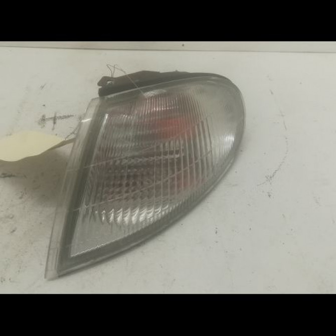 Clignotant droit occasion HYUNDAI LANTRA III Phase 1 09-1992->12-1998 1
