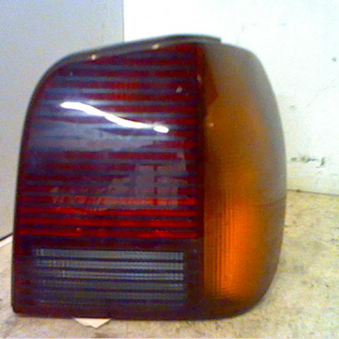 Feu arrière droit occasion VOLKSWAGEN POLO III Phase 1 10-1994->11-1999 1.9 D 6N0945096B 1