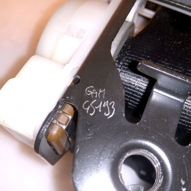 Ceinture arrière gauche occasion AUDI A4 II 8E5857805MV04 3