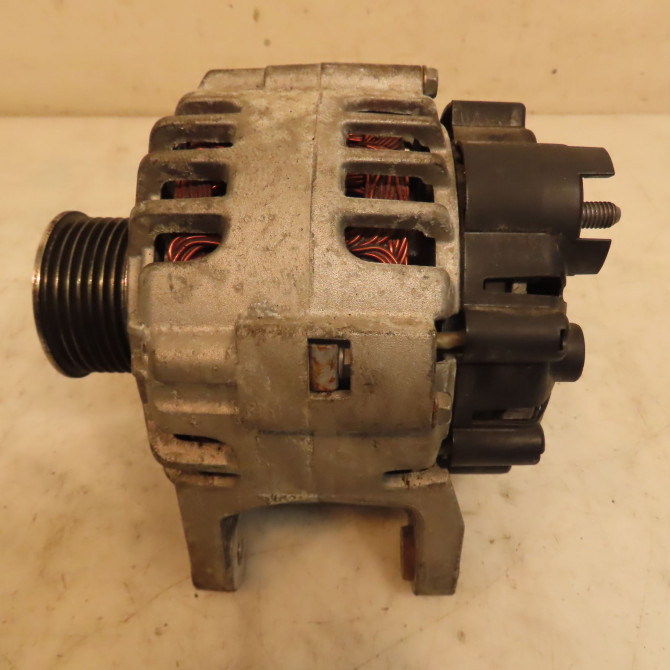 Alternateur occasion RENAULT TWINGO II Phase 1 06-2007->11-2011 1.2i 16v 75ch 8200519296 2