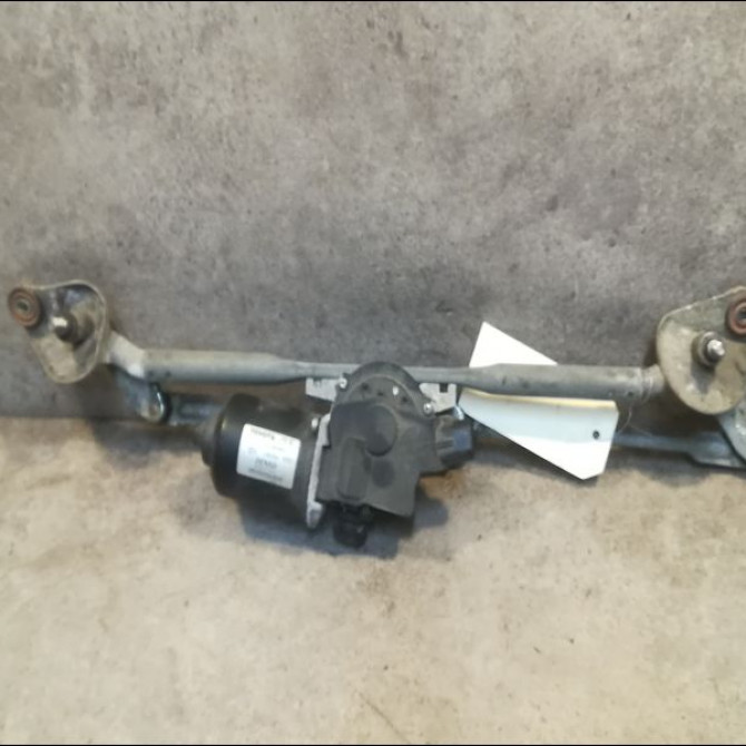 Moteur essuie-glace avant occasion TOYOTA AVENSIS I Phase 2 09-2000->05-2003 2.0 D-4D 8511005060 1