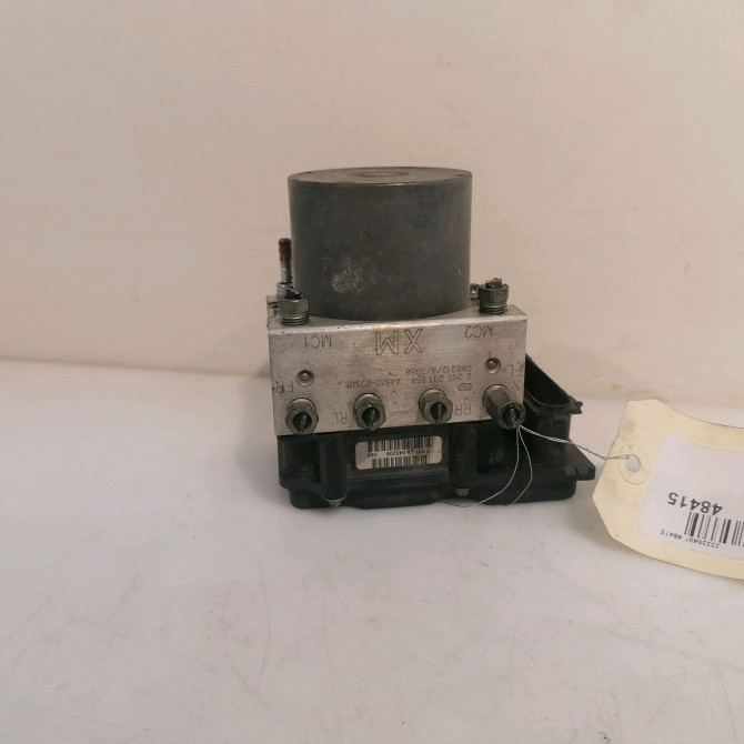 Unité hydraulique ABS occasion TOYOTA AURIS I Phase 1 03-2007->03-2010 2.0 D-4D 4405002160 3