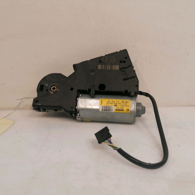 Moteur toit ouvrant occasion VOLKSWAGEN GOLF V Phase 1 11-2003->10-2008 2.0 TDI 140ch 1K0959591 1