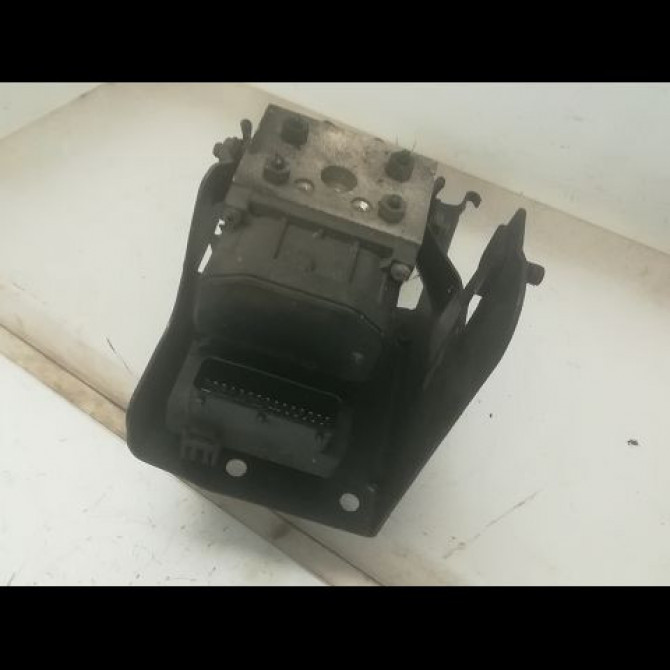 Unité hydraulique ABS occasion RENAULT SCENIC I Phase 2 08-1999->06-2003 1.9 DCI 100ch 7701045832 2