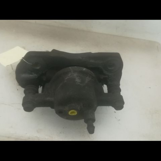 Etrier de frein avant droit occasion TOYOTA YARIS I Phase 1 04-1999->03-2003 1.3 4773052010 2