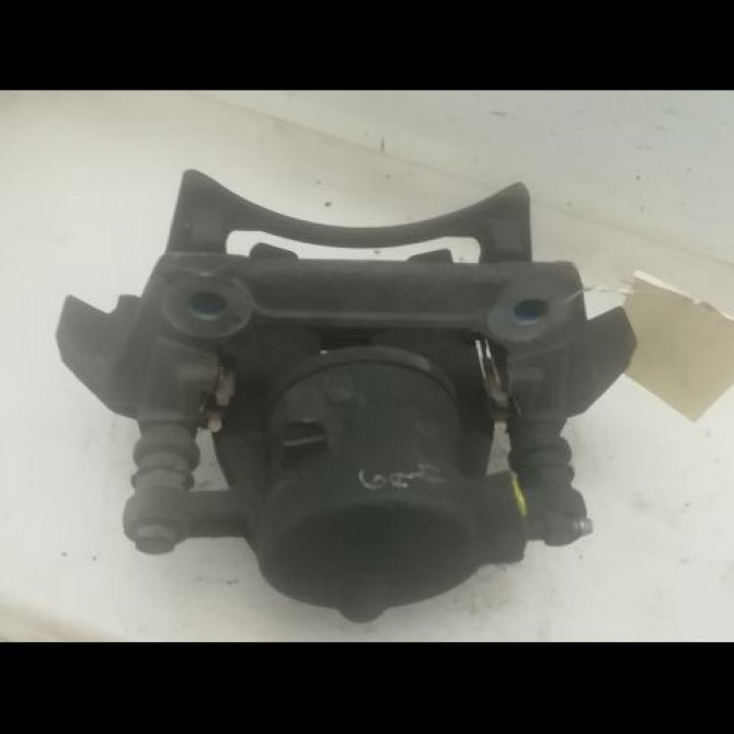 Etrier de frein avant droit occasion MERCEDES CLASSE A II Phase 2 04-2008->06-2012 A 170 115ch 1694201483 2