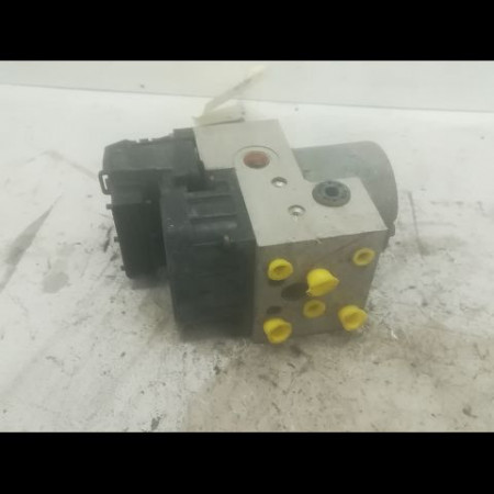 Unité hydraulique ABS occasion RENAULT CLIO II Phase 1 03-1998->06-2001 1.9 D 7701046407