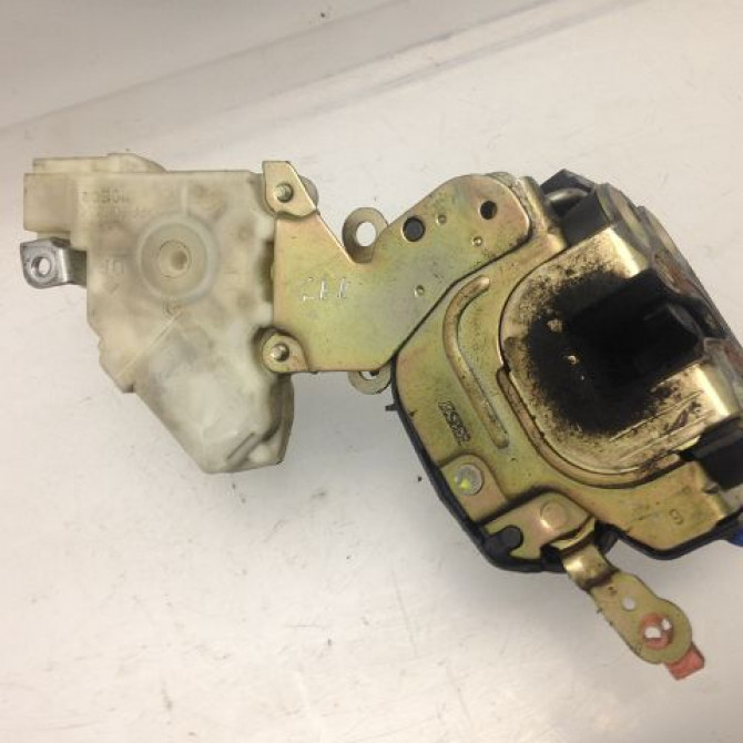 Serrure porte avg occasion NISSAN ALMERA TINO Phase 1 07-2000->04-2003 2.2 VDI 80503BM660 2