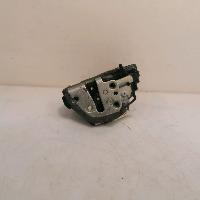 Serrure porte arg occasion TOYOTA AURIS I Phase 1 03-2007->03-2010 2.0 D-4D 6906002170 1