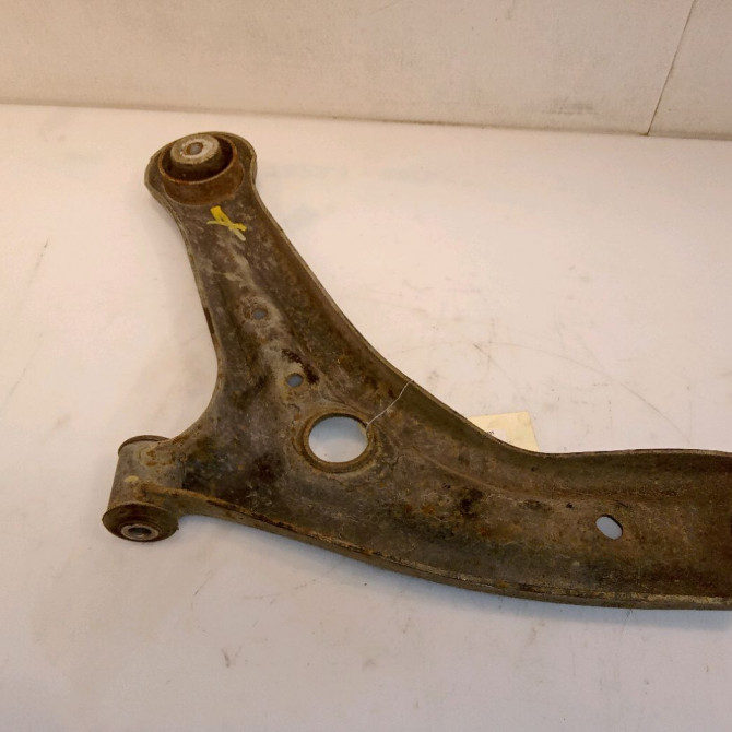 Triangle inf avd occasion FORD FIESTA VI Phase 1 10-2008->11-2012 1.4 TDCI 70ch 1737309 2