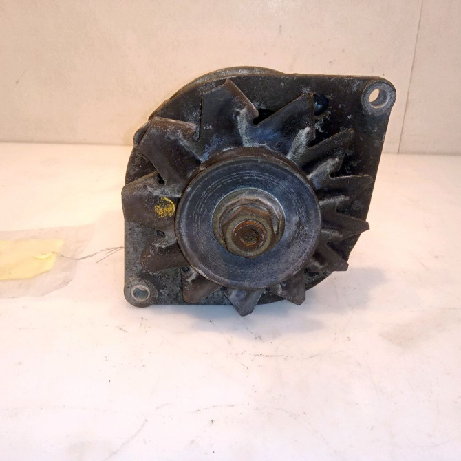 Alternateur occasion OPEL CORSA II Phase 1 03-1993->04-1997 1.4i 10480409 1