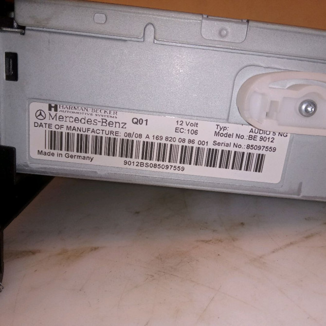 Autoradio occasion MERCEDES CLASSE B I Phase 1 06-2005->04-2008 B 180 CDI 1698705889 2