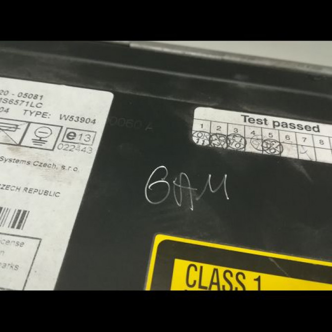 Autoradio occasion TOYOTA AVENSIS II phase 1 05-2003->08-2006 8612005081 3