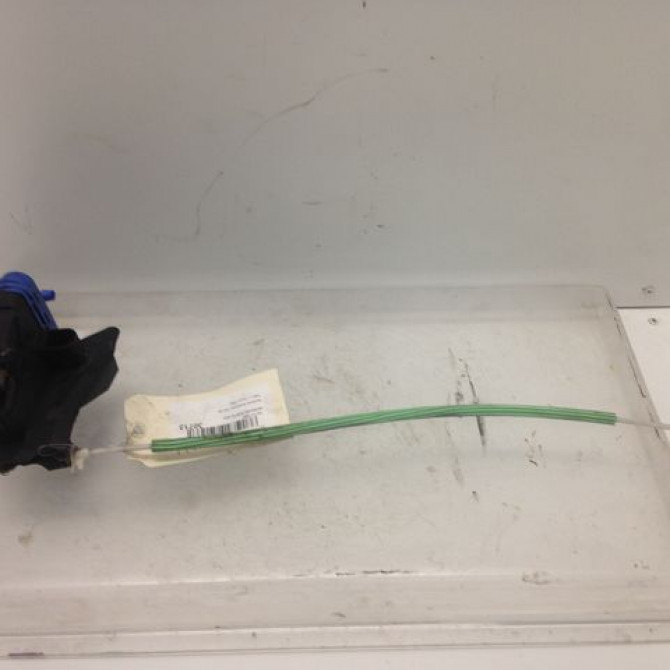 Serrure porte ard occasion AUDI A3 I Phase 1 09-1996->10-2000 8D0839016A 1