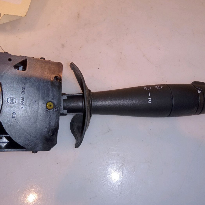 Commande essuie glace occasion DACIA SANDERO I 6001551357 1