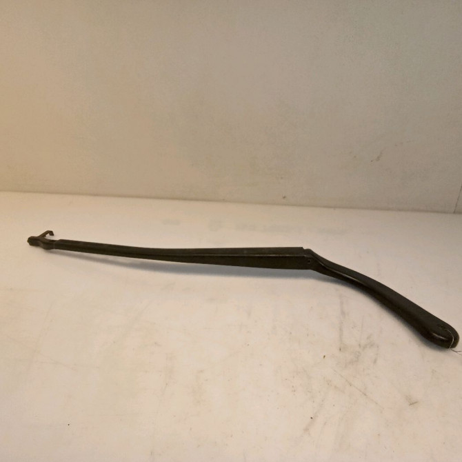 Bras essuie-glace avant droit occasion B.M.W. SERIE 3 V Phase 1 03-2005->09-2008 320d 177ch 61619449923 1