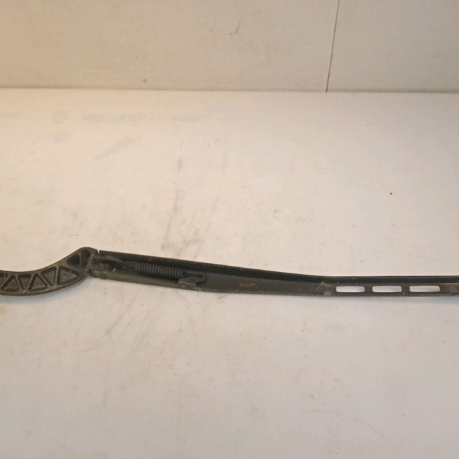 Bras essuie-glace avant gauche occasion AUDI A4 II 8E1955407A 2