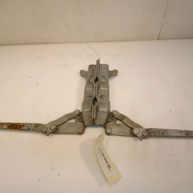 Compas d capot occasion MERCEDES CLASSE C COUPE SPORT II Phase 1 03-2001->03-2004 2038800428 3