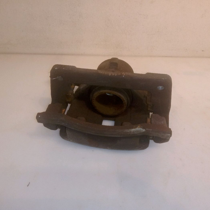 Etrier de frein avant gauche occasion HONDA CIVIC VII Phase 1 01-2006->09-2008 2.2i CDTI 45013SMGE01 3