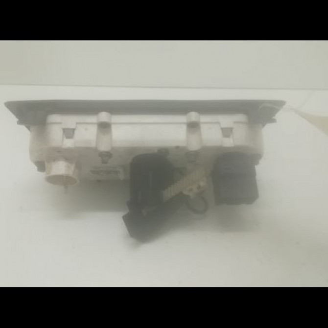 Commande de chauffage occasion FORD FIESTA V Phase 2 10-2005->10-2008 1.4 TDCI 2