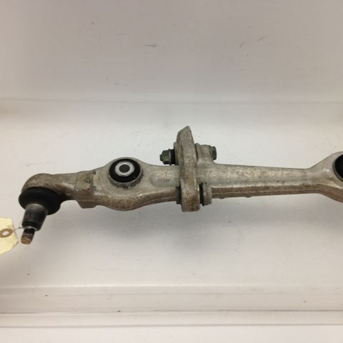 Triangle inf avd occasion VOLKSWAGEN PASSAT IV Phase 1 10-1996->10-2000 1.6i 100ch 4D0407151P 1