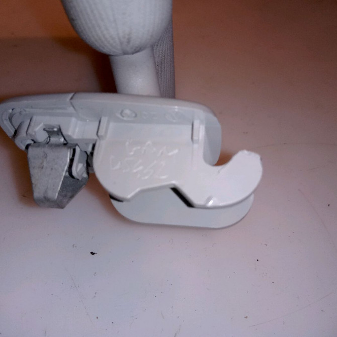 Pare-soleil gauche occasion VOLKSWAGEN UP 6R0857551K2F4 3