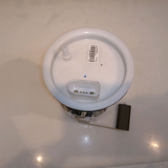 Jauge a carburant occasion VOLKSWAGEN UP 1S0919673 2