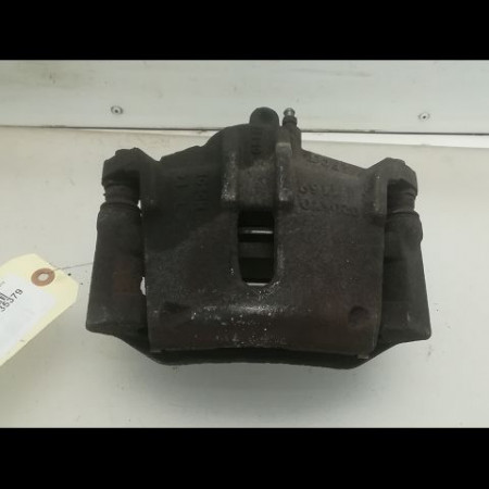 Etrier de frein avant gauche occasion TOYOTA YARIS I Phase 1 04-1999->03-2003 1.0 4775009020