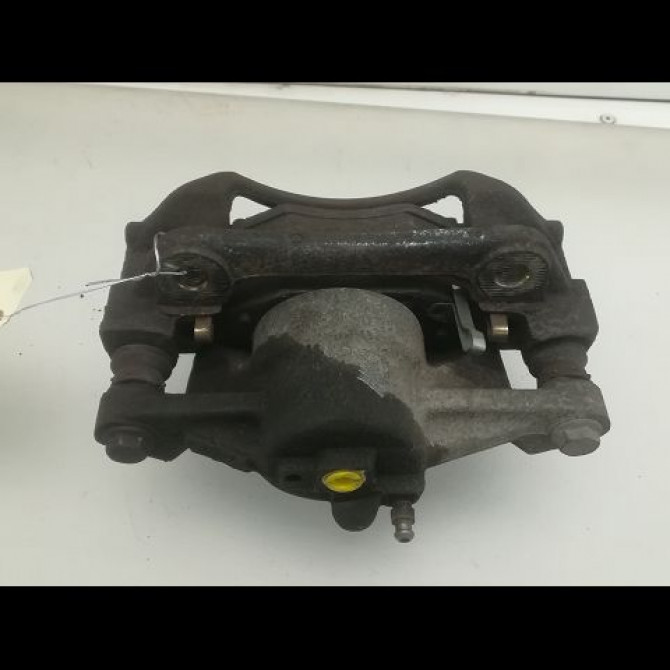 Etrier de frein avant gauche occasion TOYOTA YARIS I Phase 1 04-1999->03-2003 1.0 4775009020 2