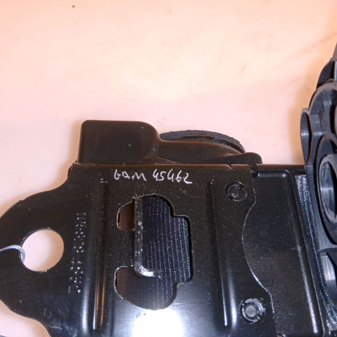 Ceinture arrière droite occasion VOLKSWAGEN UP 1S0857806BRAA 2