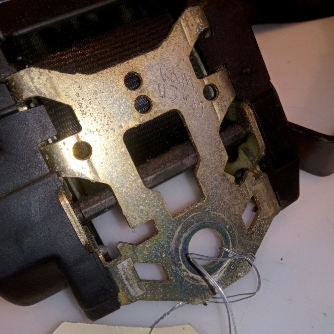 Ceinture arrière droite occasion VOLKSWAGEN GOLF III Phase 1 04-1995->04-1999 1.8i 75ch 1E0857805BHCP 2