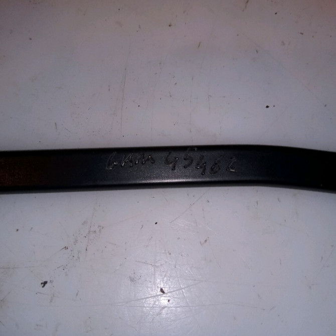 Bras essuie-glace avant droit occasion VOLKSWAGEN UP 1S1955409B03C 3