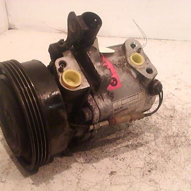 Compresseur air conditionne occasion B.M.W. SERIE 3 III Phase 1 01-1991->04-1998 64528390228 1