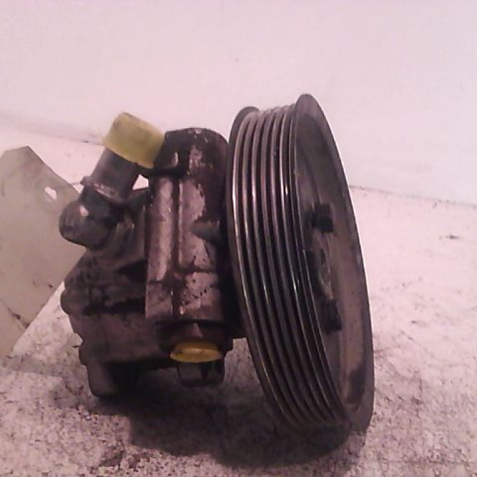 Pompe direction assistee occasion B.M.W. SERIE 3 III Phase 1 01-1991->04-1998 32411092433 1