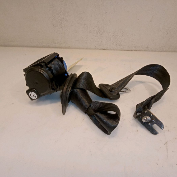 Ceinture arrière gauche occasion VOLKSWAGEN UP 1S0857805BRAA 1