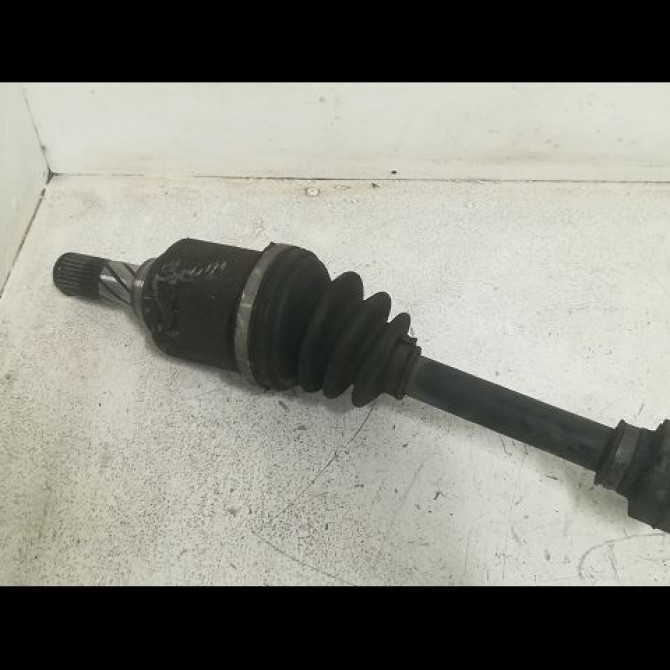 Transmission avant droite occasion NISSAN MICRA III Phase 1 01-2003->07-2005 1.2i 80ch 39100AY10A 3