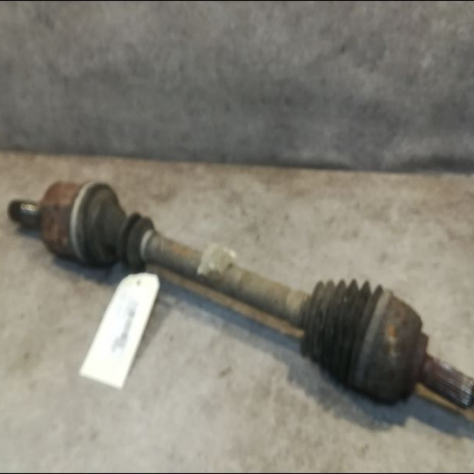 Transmission avant gauche occasion RENAULT MEGANE II Phase 2 01-2006->06-2009 1.5 DCI 105ch 8200330413 1