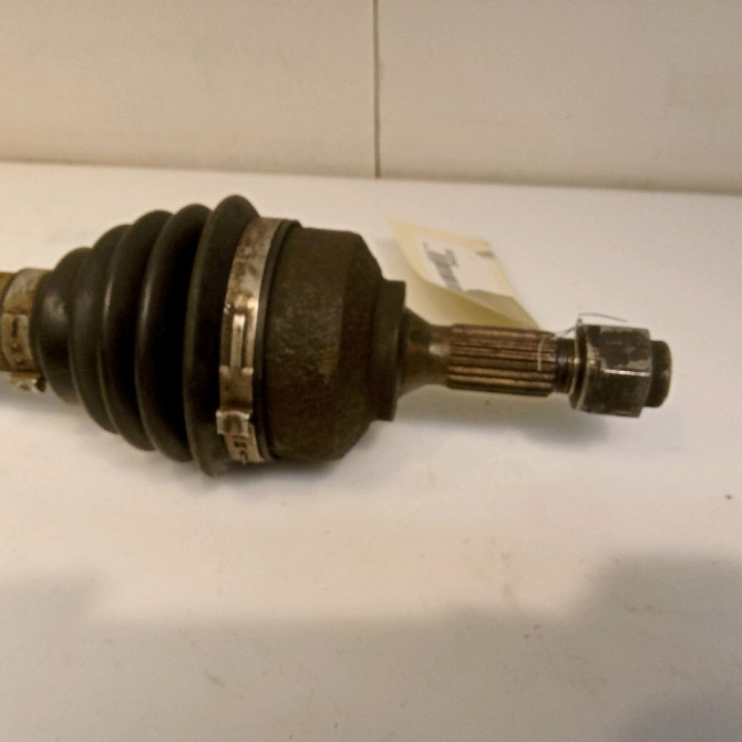 Transmission avant droite occasion PEUGEOT 207 Phase 1 04-2006->06-2013 1.4 HDI 3273PZ 2