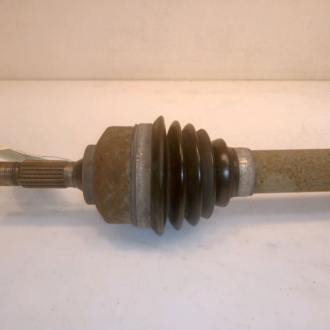 Transmission avant droite occasion PEUGEOT 207 Phase 1 04-2006->06-2013 1.4 HDI 70ch 3273PZ 2